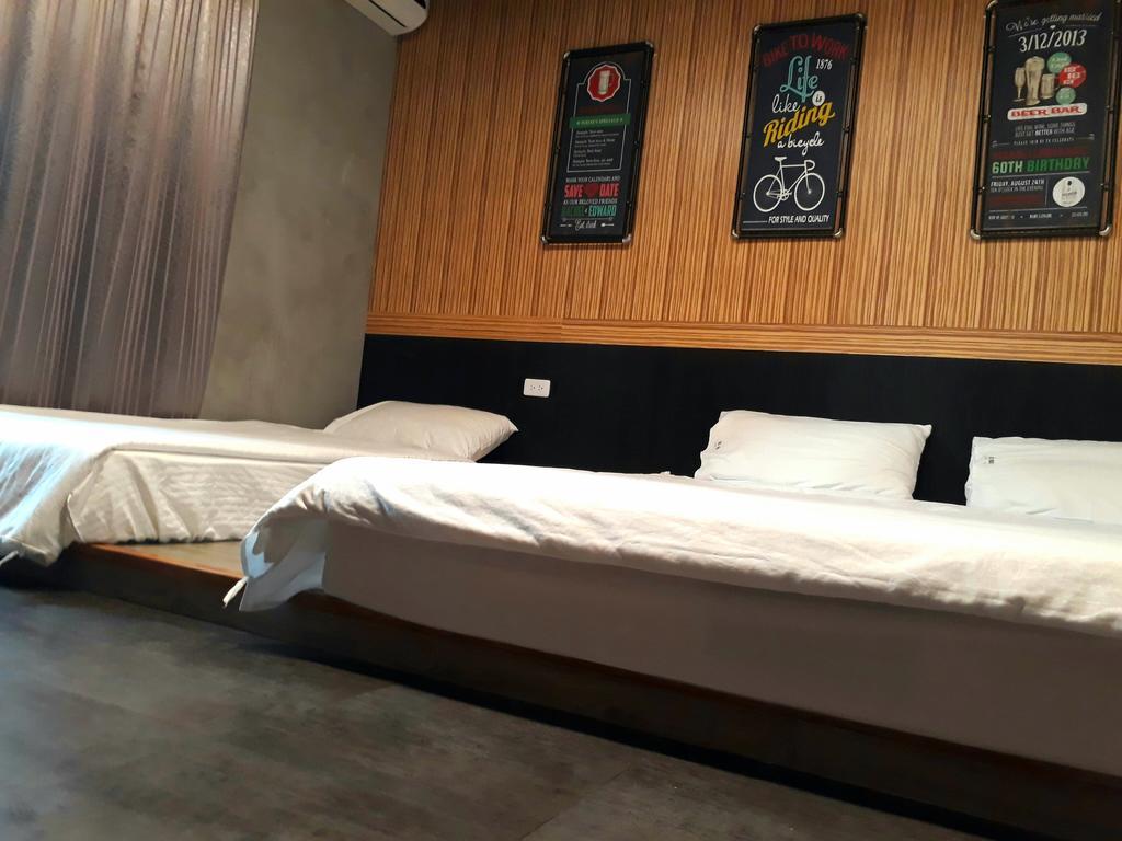 羅東夜市 工業loft旅宿 Loft House Luodong Exterior photo